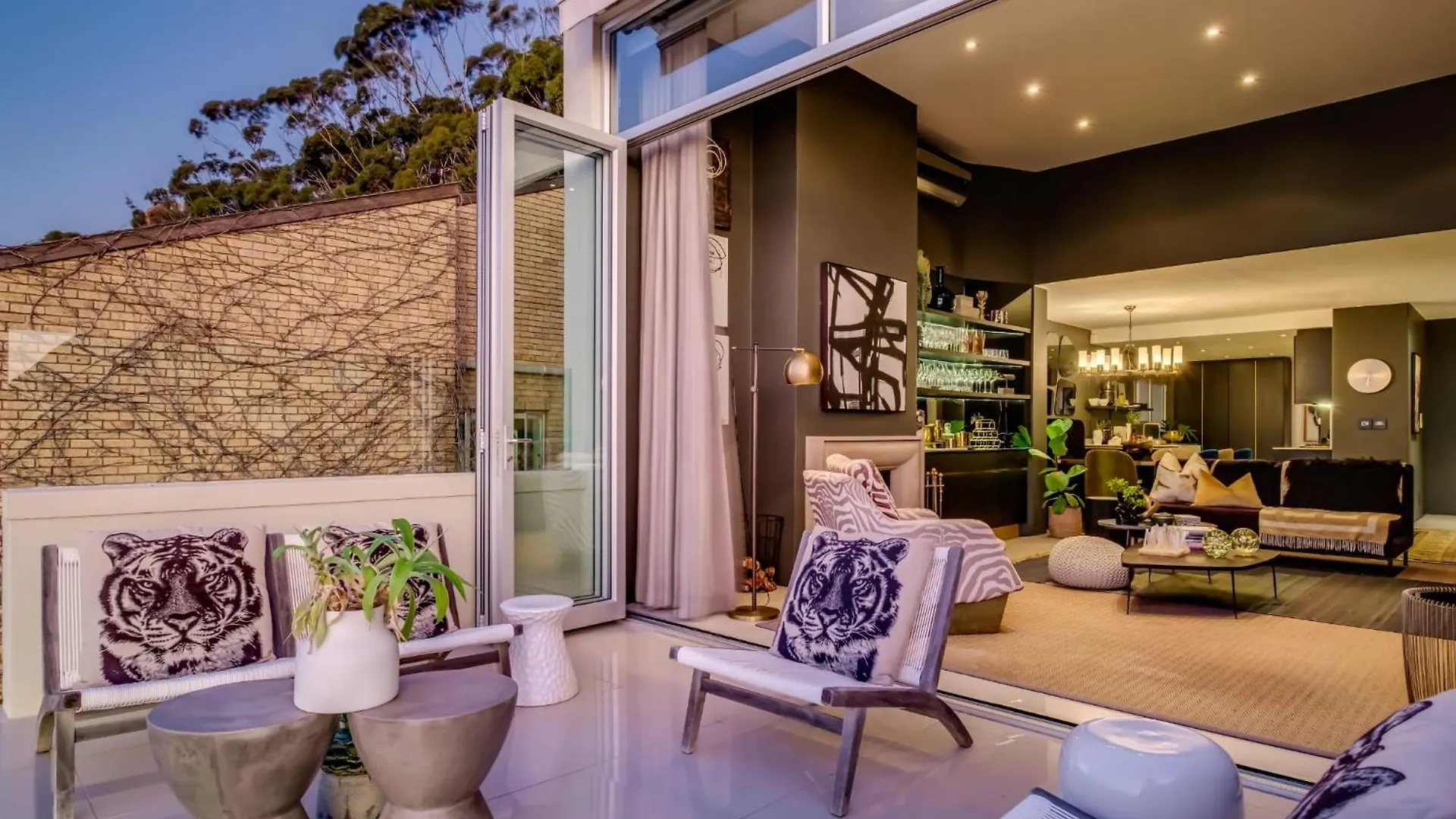 アパート Belle View Villa In Green Point ケープタウン